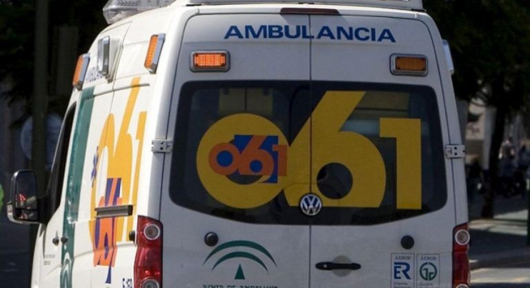 Agentes de la Policía Nacional de Málaga salvan a una bebé que no respiraba ni respondía a estímulos