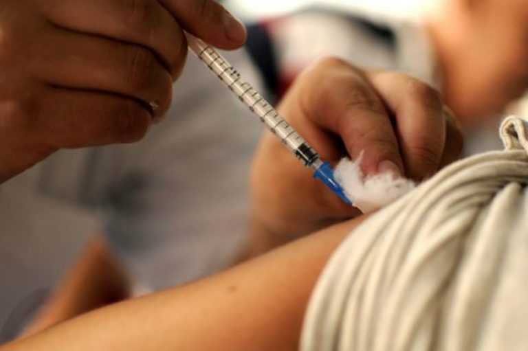 La provincia recibirá casi 400.000 vacunas contra la gripe en la campaña de este año