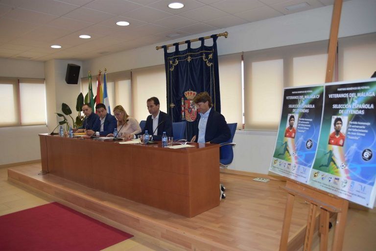 La Selección Española de Leyendas y el Málaga CF de veteranos se enfrentarán en Fuengirola para homenajear a Juan Gómez ‘Juanito’