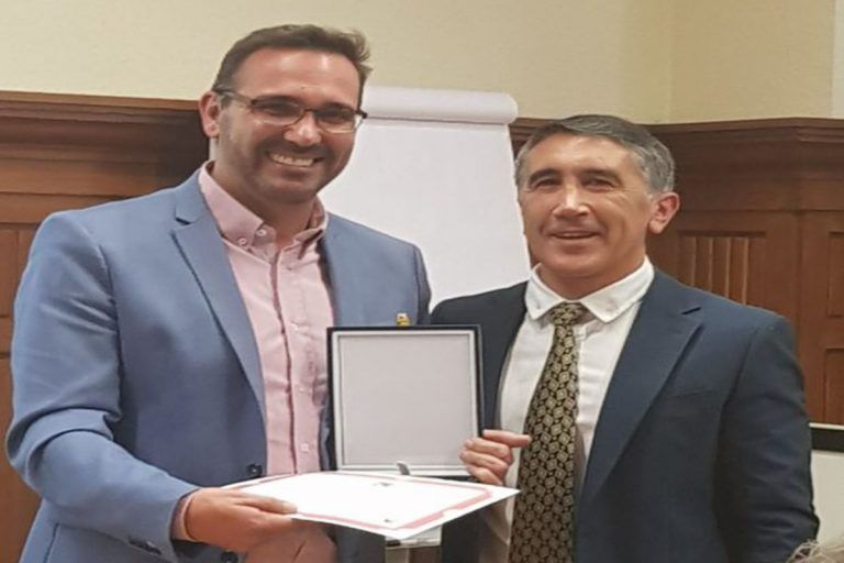La Asociación de Cuevas Turísticas Españolas (ACTE) distingue a Rincón de la Victoria con el premio al mérito en turismo subterráneo