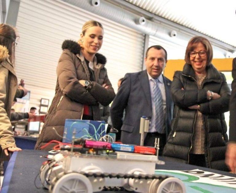 El PTA acoge la Muestra de Robótica, Tecnología e Innovación, que congrega a unos 400 estudiantes