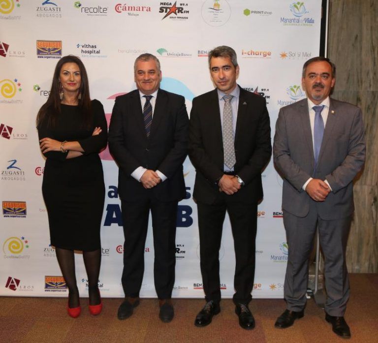El Alcalde de Benalmadena, el consejero de empleo y el presidente de la CEA presidieron la Gala del XXX Aniversario de la ACEB