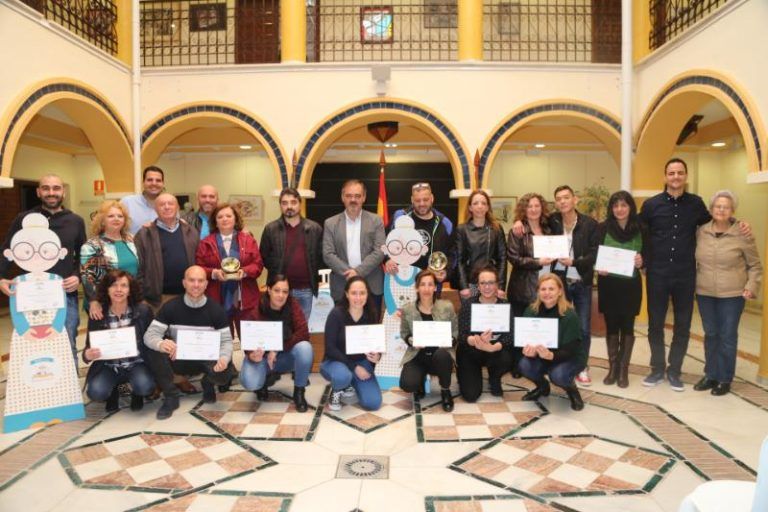 Los Restaurantes ‘La Perra Gorda y ‘El Parador’ son los ganadores de la primera edición de la Ruta de Los Guisos de la Abuela