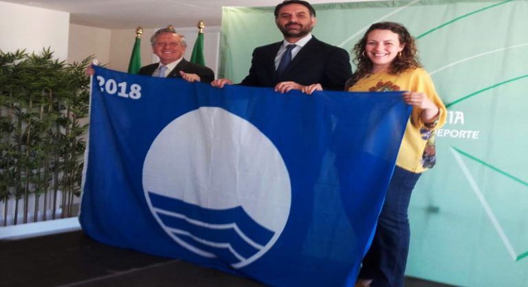 Benalmadena renueva sus tres banderas azules