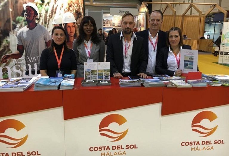 El Caminito del Rey, la Gran Senda, la senda litoral, el Torcal y los municipios del interior en las grandes Ferias de Turismo
