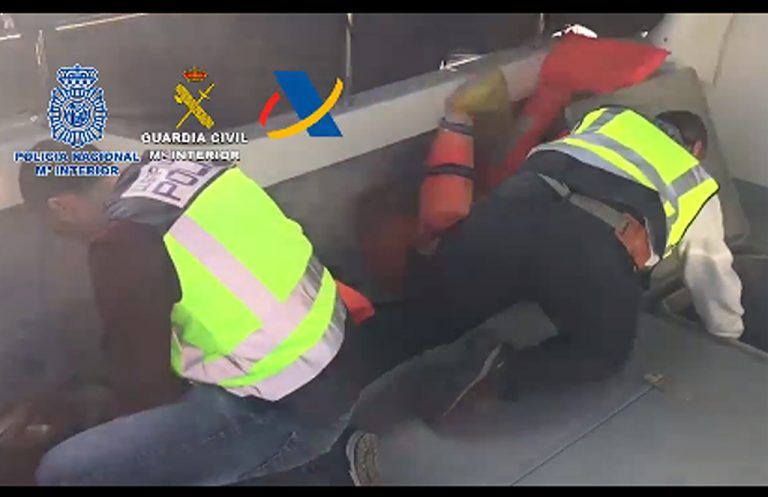 (Vídeo) Detienen en Marbella a narcotraficantes que trasportarban hachís de Marruecos a España