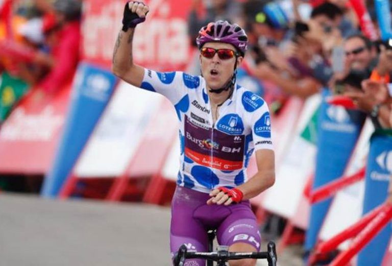 La Vuelta: Madrazo primero en cruzar la meta en el Observatorio de Javalambre