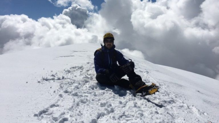 Un joven sordo y ciego escalará el monte más alto de Europa