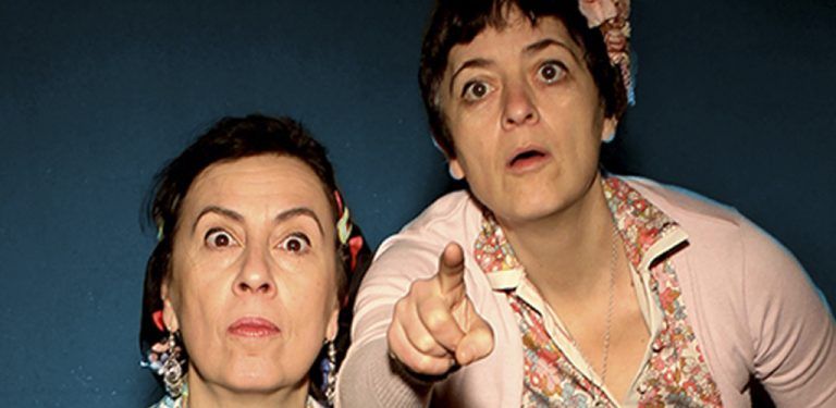 Religión, humor, feminismo y filosofía se mezclan en ‘Benditas, todo viene del cielo’, y gratis