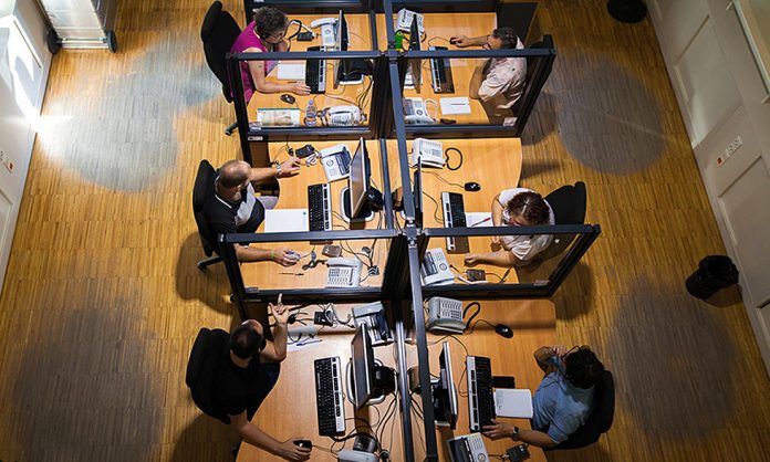 La nueva línea de atención por la violencia intrafamiliar se suma a otras ya existentes en Andalucía (Junta de Andalucía)