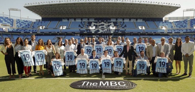 (Vídeo) Primera acción del Málaga Business Club, en el estadio de la Rosaleda