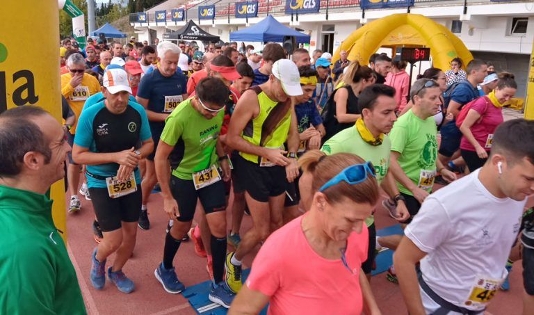 En la VIII edición de HAGUA participan casi 700 deportistas