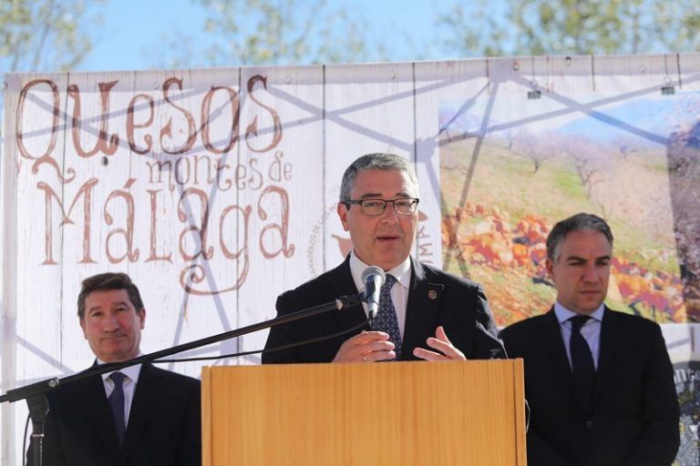 Salado considera a las cooperativas «aliadas en la lucha contra la despoblación»