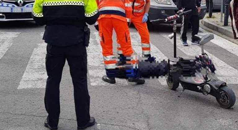 Policías Locales piden que los conductores de patinetes tengan seguro