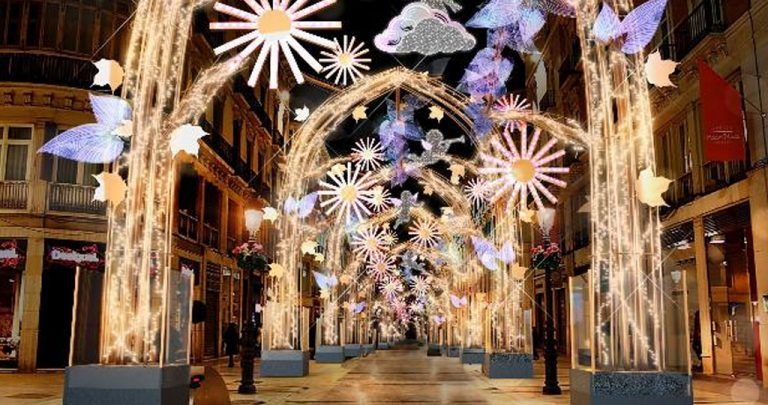 ‘El bosque de la navidad’ comienza mañana a montarse en la calle Larios