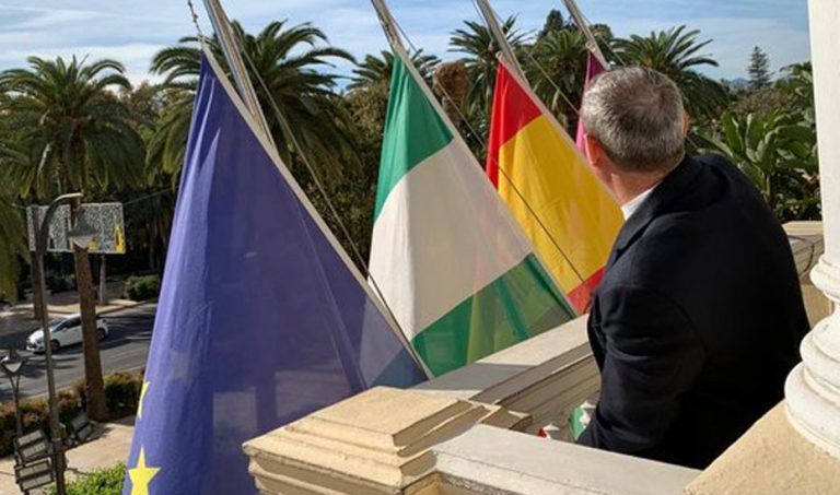 Dos días de luto oficial en Málaga por el fallecimiento de Eugenio Chicano