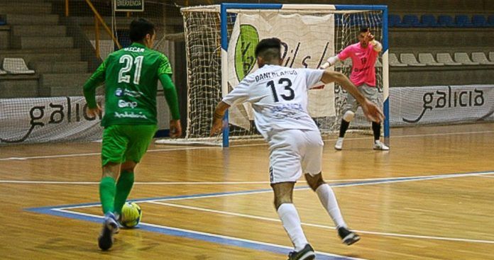 El Uma BeSoccer Antequera se impone al Santiago Futsal