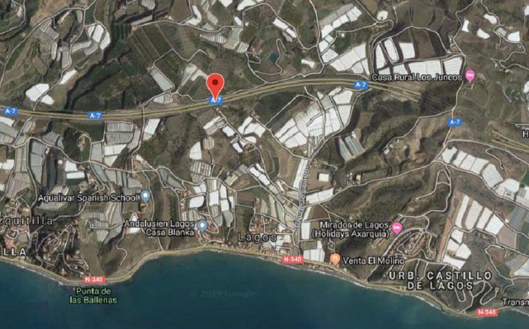 Cinco heridos en una colisión entre dos vehículos en un túnel de la A-7 en Vélez Málaga