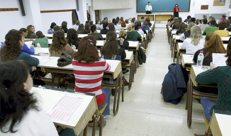La Oferta Pública de Empleo de la Junta para 2019 prevé 2.351 plazas en la Administración General
