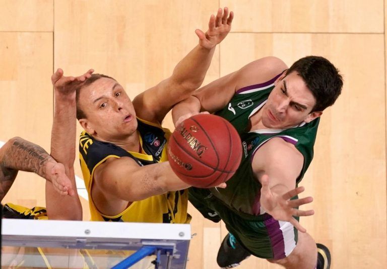 Exhibición en el Carpena ante EWE Baskets Oldenburg (108-68)