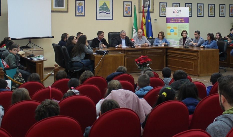 Momento de la presentación (Mancomunidad de Municipios de la Axarquía)