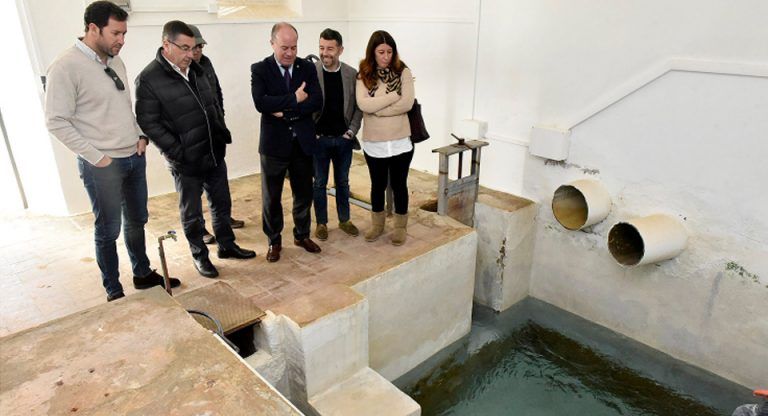 El manantial del Nacimiento de la Villa en Antequera vuelve a emanar agua