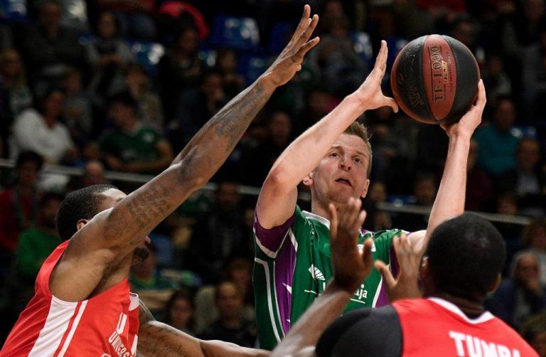 Fin de la primera vuelta de la Liga Endesa en Murcia