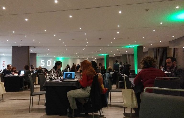 La Costa del Sol presenta su oferta de congresos y reuniones a profesionales de Francia, Bélgica y Suiza en el foro Meet and Com Sevilla