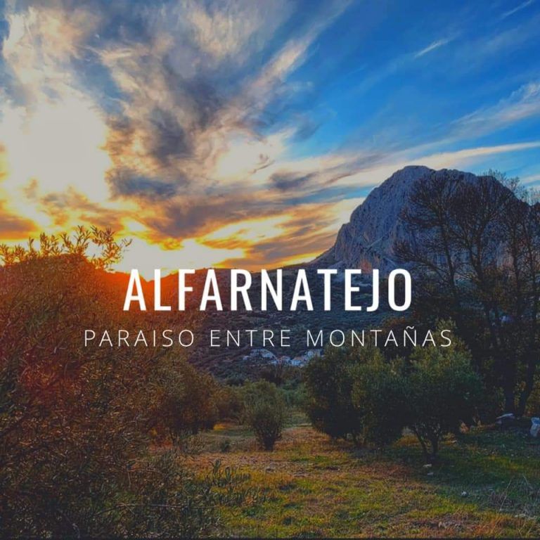 «Alfarnatejo, Paraiso entre montañas»