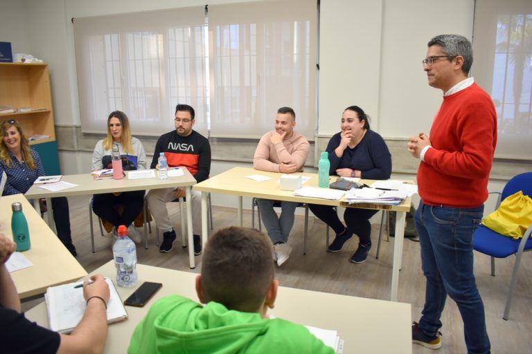 Comienza el taller de radio en la Casa de la Juventud de Alhaurín de la Torre
