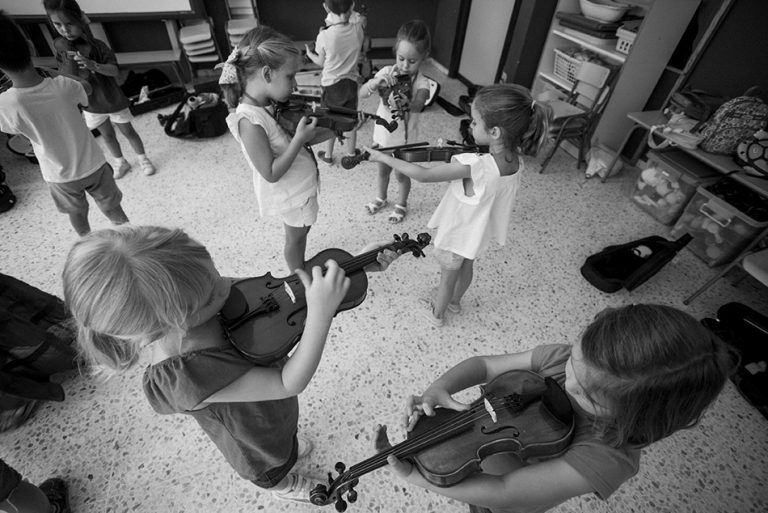 La Fundación Barenboim-Said imparte en Málaga un curso de iniciación a la música para escolares en Semana Santa