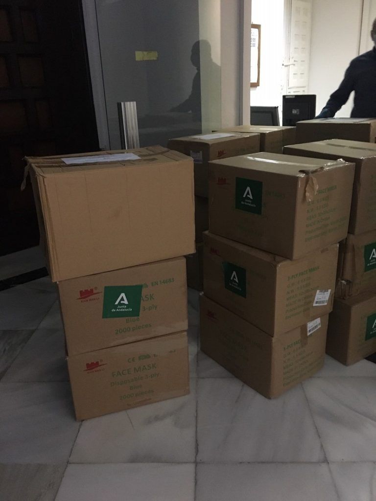La Junta reparte más de 66.000 mascarillas para Ayuda a Domicilio en la provincia