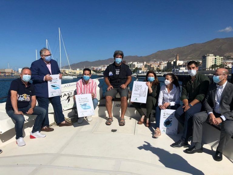 Crespo presenta la campaña ‘Stop bolsas de plástico’ en el Día Mundial de los Océanos