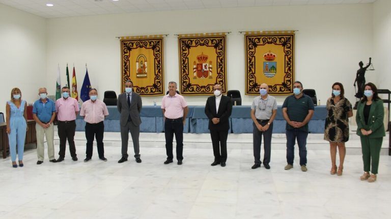 El Ayuntamiento de Estepona y La Obra Social ‘La Caixa’ entregan subvenciones de 10.500 euros a la Asociación de Discapacitados ASDIES y a Cáritas