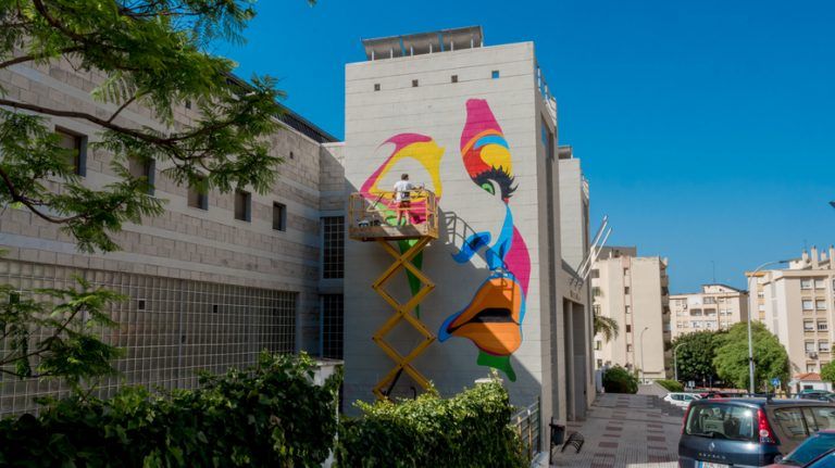 El Ayuntamiento de Estepona incorpora a la Ruta de Murales Artísticos una obra dedicada al colectivo transgénero