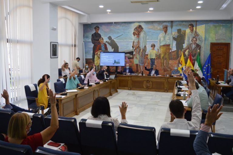Rincón de la Victoria aprueba por unanimidad el nuevo Reglamento Orgánico que agilizará la organización y gestión municipal