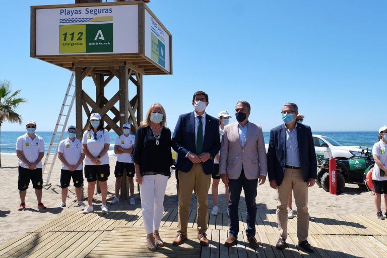 El Gobierno andaluz pone en marcha el Plan de Playas Seguras dotado con 34,5 millones