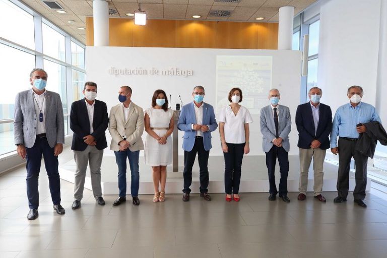 La Diputación ofrece desde hoy a los sanitarios bonos descuento de 100 euros para estancias en hoteles de la Costa del Sol