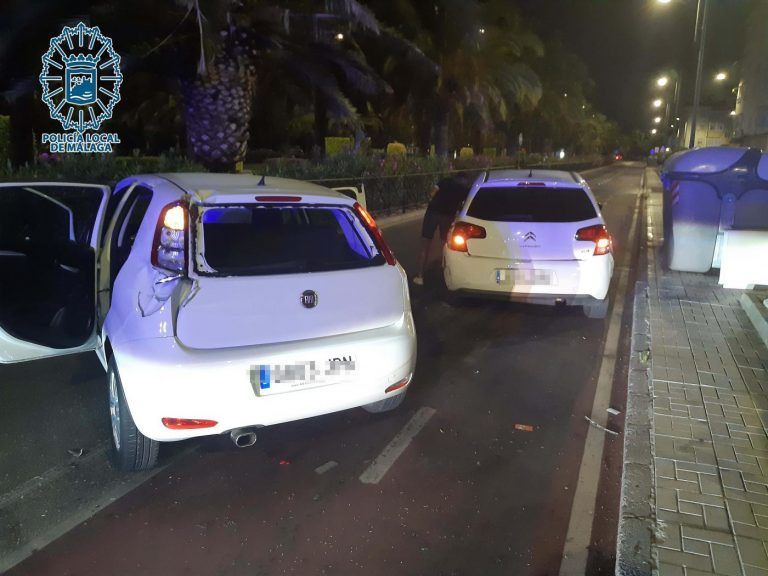 Dos policías locales evitan que un hombre se quite la vida en Málaga