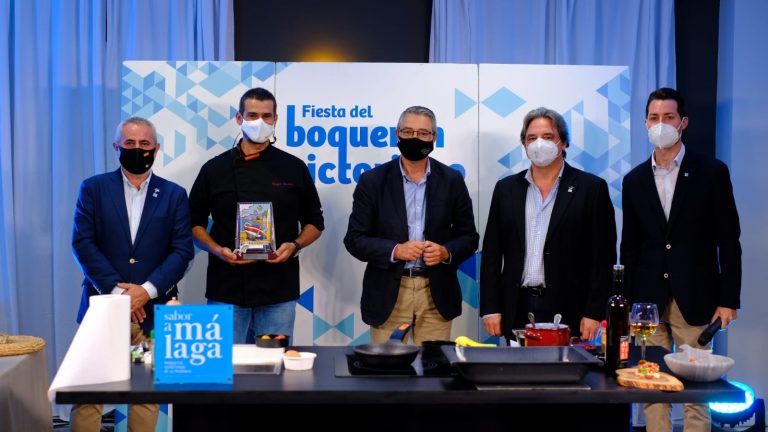 La Fiesta del Boquerón Victoriano reparte más de 2.000 platos y bate récord de restaurantes participantes