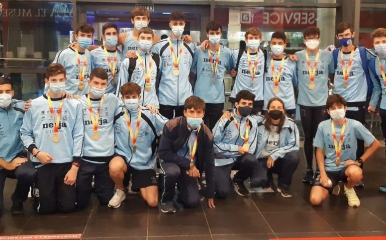 El Club Nerja de Atletismo, campeón de España sub16 en masculino y femenino