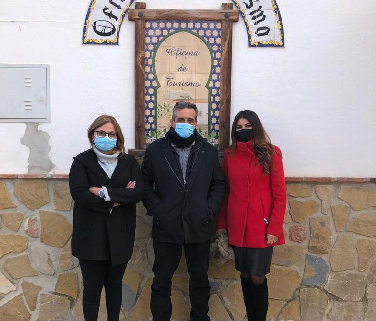 La Junta destina casi 100.000 euros para mejorar espacios públicos en el Valle de Abdalajís