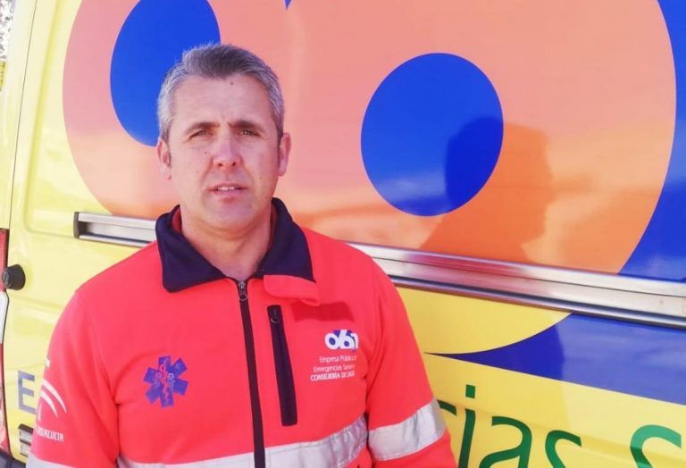 Enfermero malagueño del 061 reconocido por Defensa con la medalla de la ‘Operación Balmis’