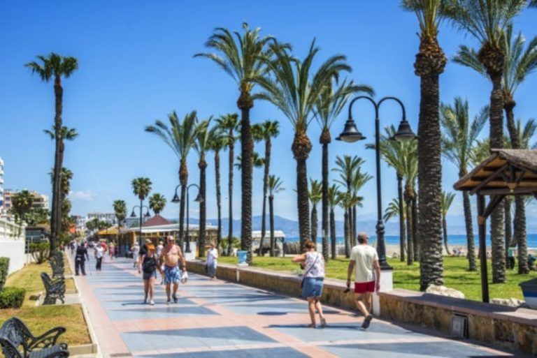 Fuengirola, Nerja, Torremolinos y Benalmádena declarados  Zona de gran Afluencia Turística