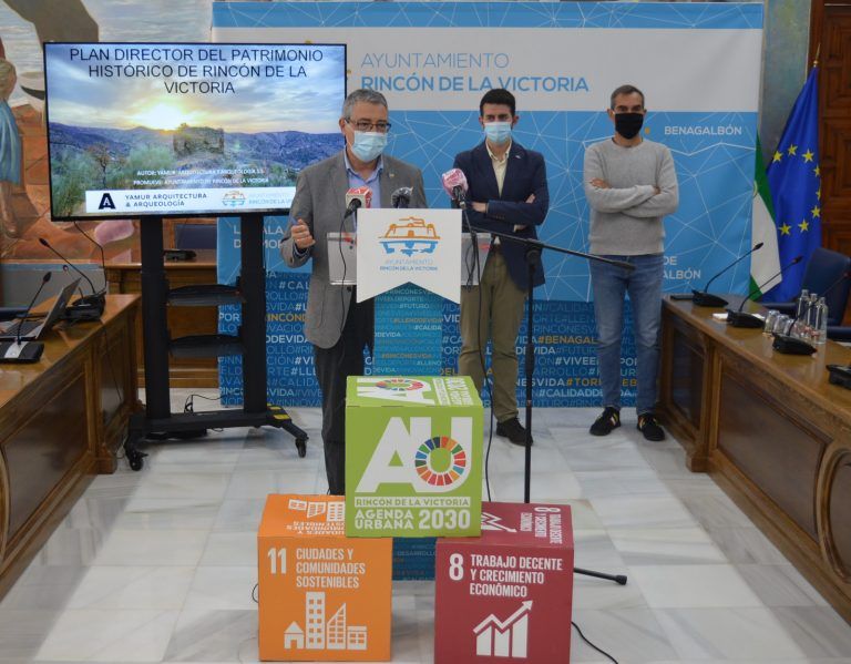 Francisco Salado destaca “el excepcional valor patrimonial de Rincón de la Victoria y la necesidad de ponerlo en valor”
