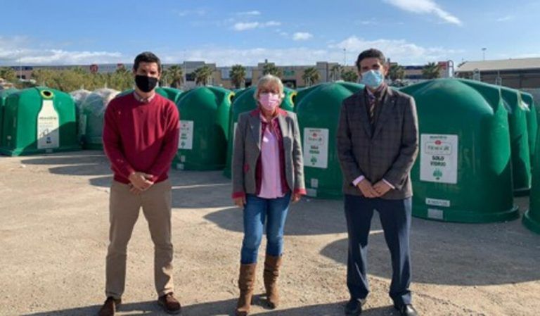 Málaga renueva sus «iglús» verdes