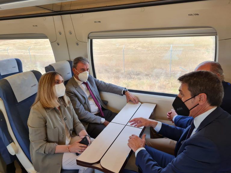 Málaga- Sevilla, trenes sin transbordos a partir de hoy