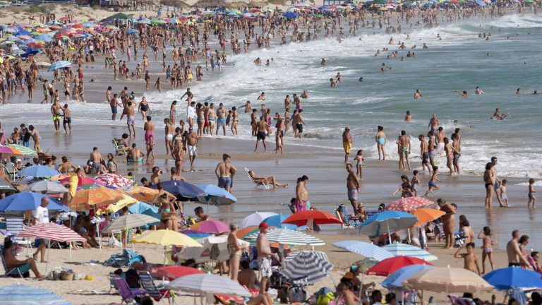 Moreno: Las previsiones son ilusionantes y será un buen verano turístico
