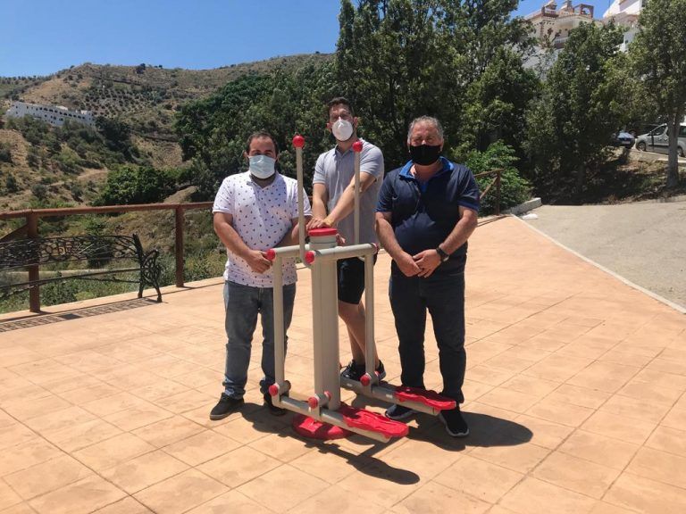 La Mancomunidad Axarquía Costa del Sol adquiere una docena de equipos de gimnasio biosaludable