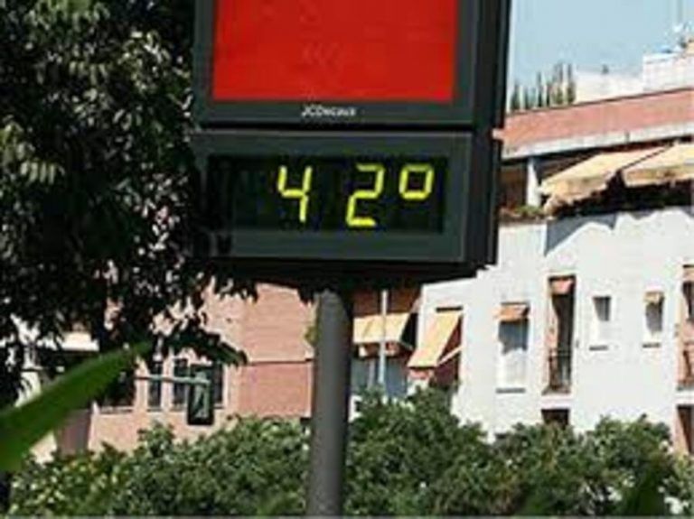 Aemet activa el aviso naranja por altas temperaturas en tres comarcas de Málaga